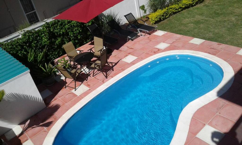 Cardamon Villa Is A 2 Bedroom With 1 Bathroom And Seperate Toilet Detached House With Ac And Swimming Pool , 5 Minutes Walk From Flic En Flac Public Beach Екстер'єр фото
