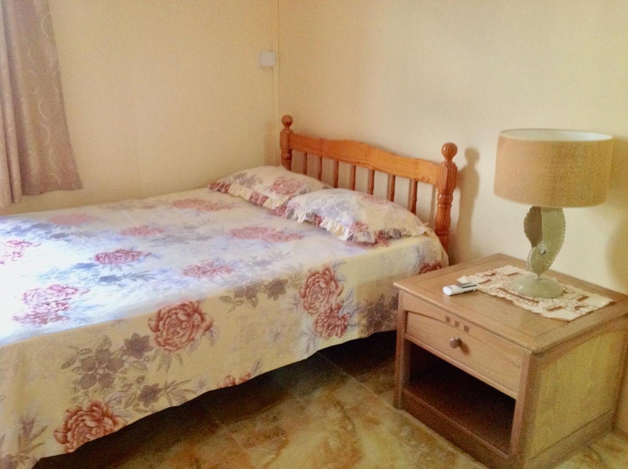 Cardamon Villa Is A 2 Bedroom With 1 Bathroom And Seperate Toilet Detached House With Ac And Swimming Pool , 5 Minutes Walk From Flic En Flac Public Beach Екстер'єр фото